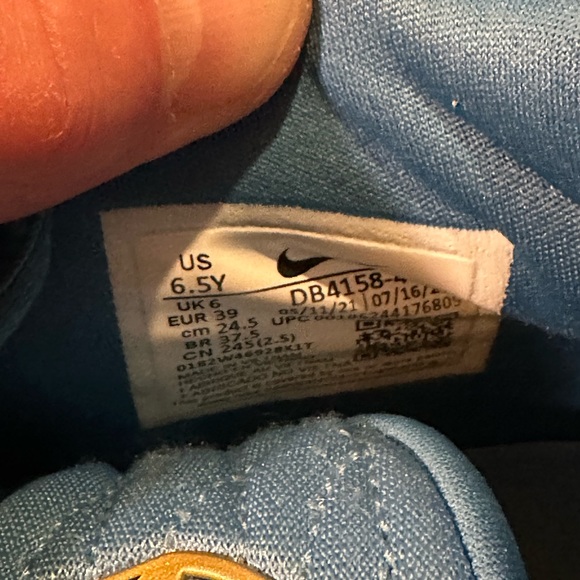 Youth Nike Zoom Freak 3 “Freezing Time” (6.5) - Picture 4 of 7